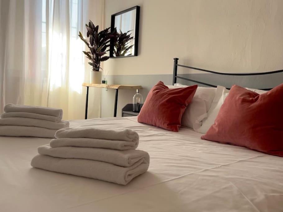 2-Bedroom Flat In The Heart Of Bergamo City Centre 外观 照片