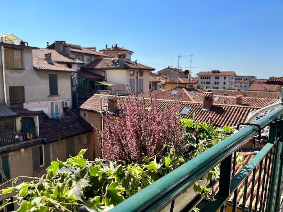 2-Bedroom Flat In The Heart Of Bergamo City Centre 外观 照片